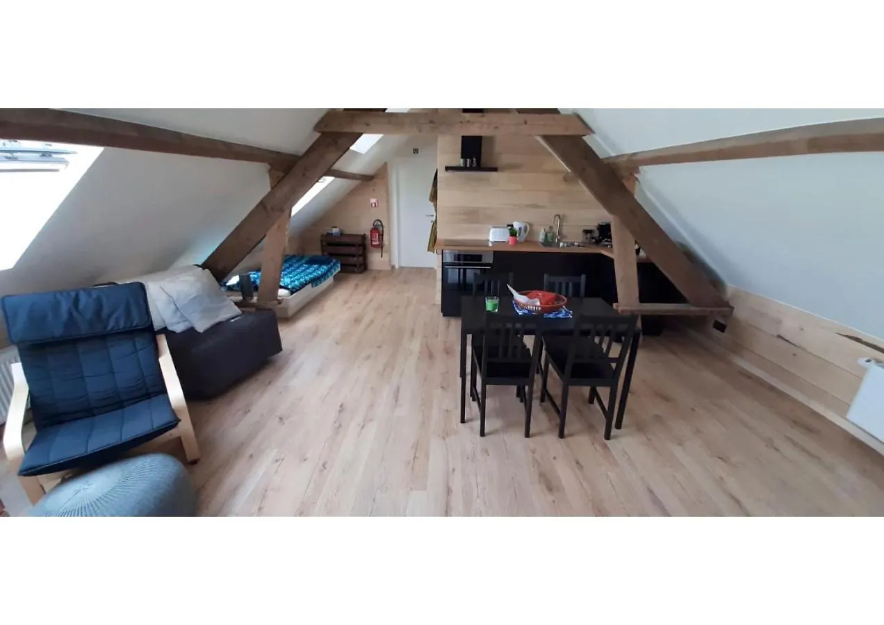 Maenhoudthoeve met zwembad en sauna Villa Oudenburg België