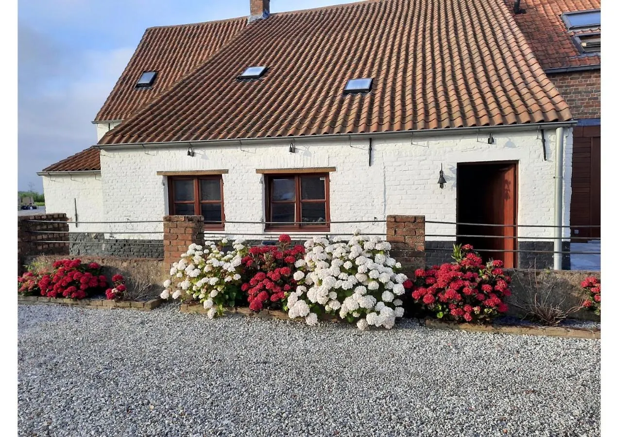Maenhoudthoeve met zwembad en sauna Villa Oudenburg 0*,  België