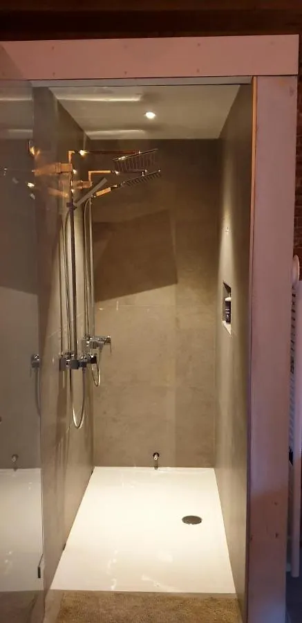 Maenhoudthoeve met zwembad en sauna Villa Oudenburg 0*,  België